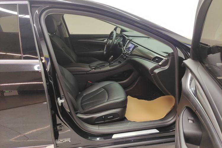 Used Buick LaCrosse 2022 652T Luxury Version
