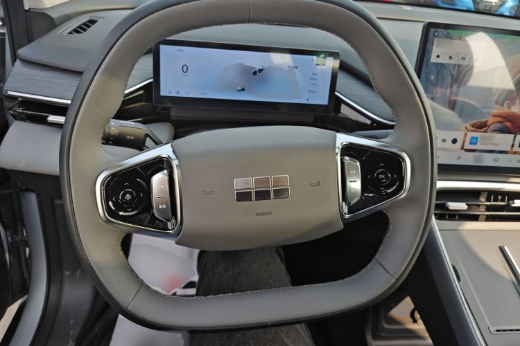 Used  L6 2025 EM-i 140km Starship Edition