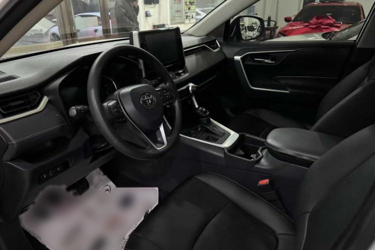 Used Toyota RAV4 2020 2.0L CVT 4x4 Trend Edition
