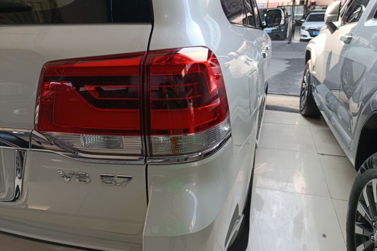 Used Toyota Land Cruiser (Parallel Import) 2017 5700 Middle East Edition