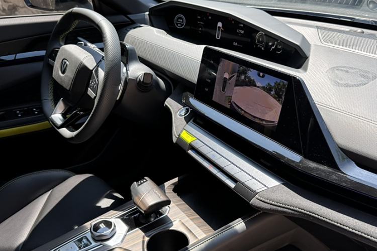 Used Changan UNI-V 2022 1.5T Sport Edition
