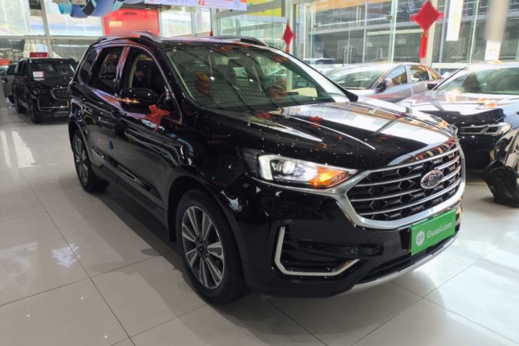 Used Ford Edge 2021 PLUS EcoBoost 245 Two-Wheel-Drive Platinum Edition 5 Seats
