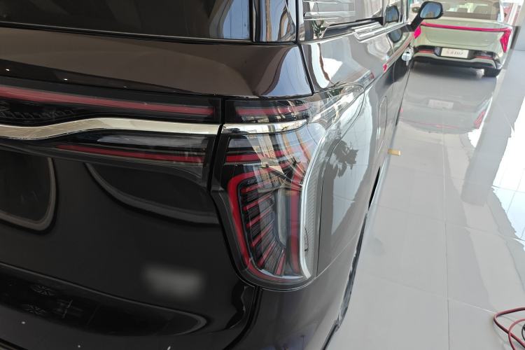 Used Hongqi HQ9 PHEV 2024 2.0T Four-Wheel Drive Business Edition
