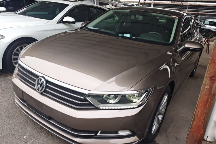 Used Volkswagen Magotan 2019 330TSI DSG Leading Model China VI Standard