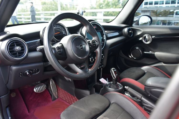 Used  MINI 2019 2.0T COOPER S Racing Edition Five-Door Version