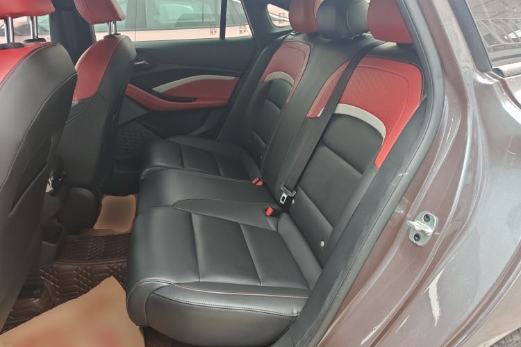 Used MG 5 2022 180 DVVT CVT Youth Luxury Edition
