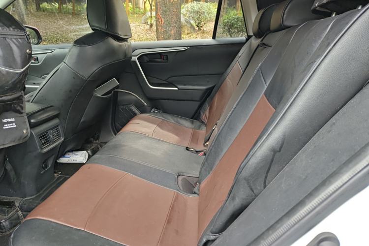 Used Toyota RAV4 2022 2.0L CVT Two-Wheel Drive Urban Edition
