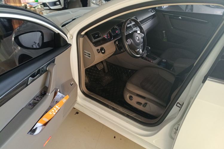 Used Volkswagen Magotan 2013 2.0 TSI Prestige Model