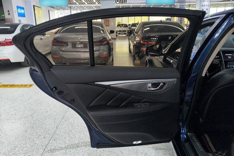 Used Infiniti Q50L 2016 2.0T Enjoyment Edition
