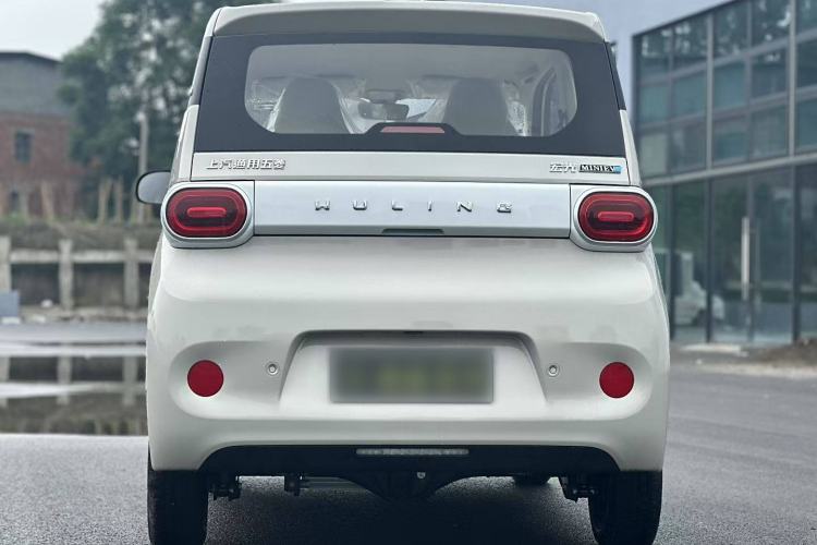 Used Wuling Hongguang MINIEV 2024 3rd Generation 215km Youth Edition
