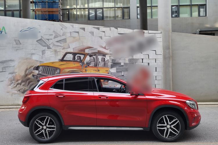 Used Mercedes-Benz GLA 2015 GLA 200 Fashion Model
