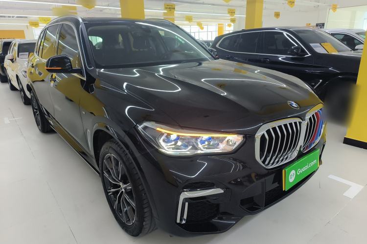 Used BMW X5 2022 Restyled xDrive 30Li Luxury Version M Sport Package
