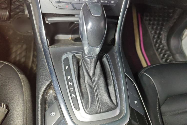 Used Ford Edge 2018 EcoBoost 245 Two-Wheel-Drive Titanium 7-Seater China VI Standard