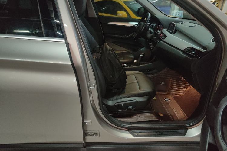 Used BMW X1 2019 sDrive20Li Leading Model
