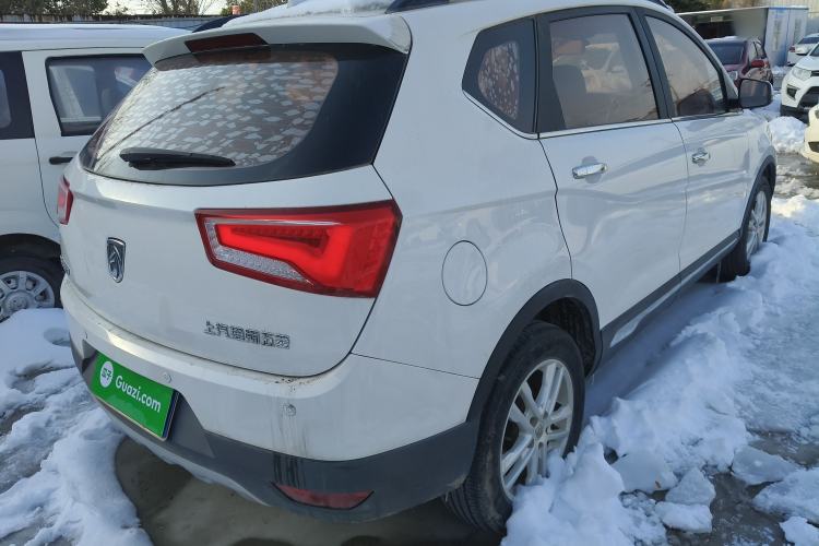 Used Baojun 560 2016 1.8L Manual Elite Version
