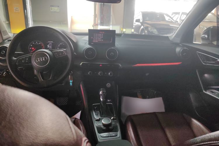 Used Audi Q2L 2018 35 TFSI Launch Exclusive Edition China VI
