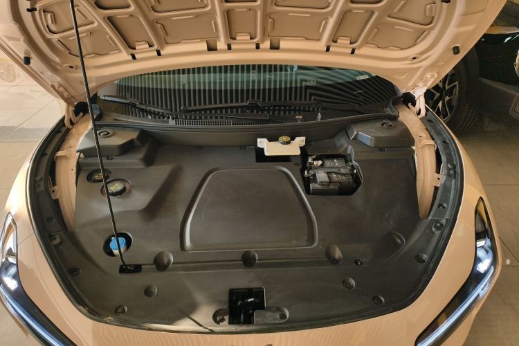 Used XPeng MONA M03 2024 620 with Ultra-Long Range