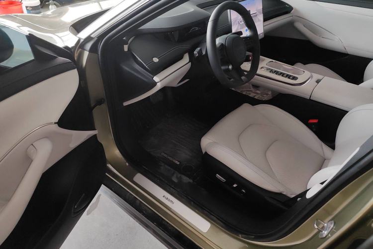 Used  SU7 2024 Rear-Drive Ultra-Long Range Advanced Pro-Level Intelligent Driving Version
