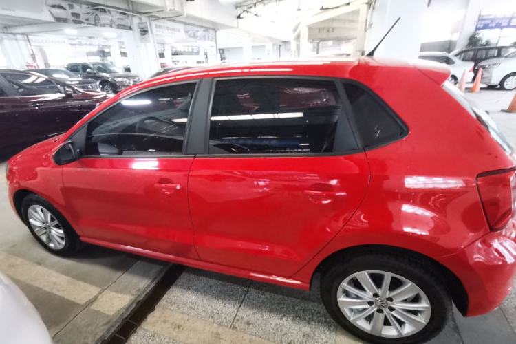 Used Volkswagen Polo 2014 1.6L Automatic Comfort Edition