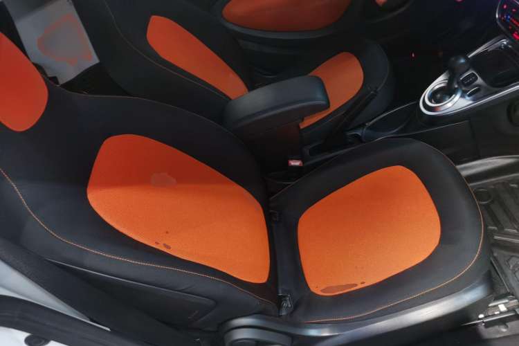 Used  fortwo 2015 1.0L 52 kW Hardtop Passion Edition
