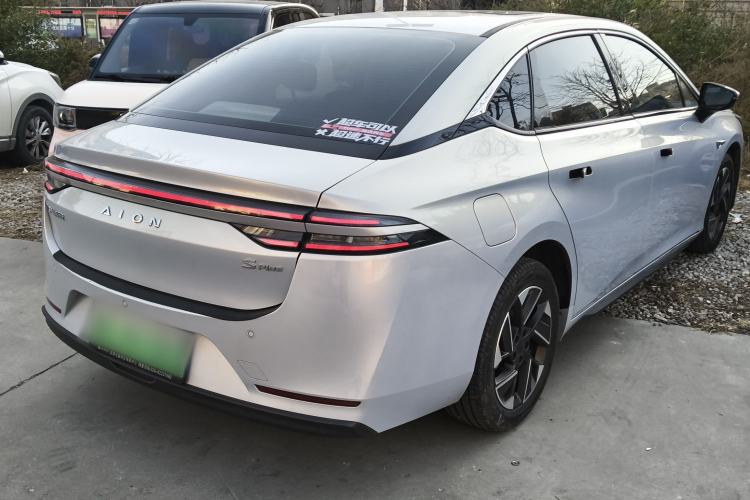 Used AION S Plus 2023 70 Intelligent Edition Lithium Iron Phosphate
