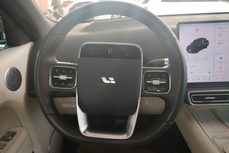 Used Li Auto L8 2023 Max model
