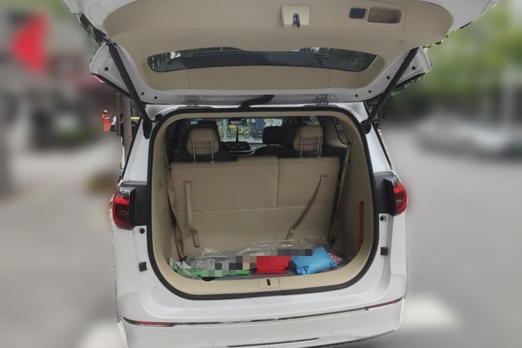 Used Buick GL8 2022 ES Land Cruiser 653T Luxury Model
