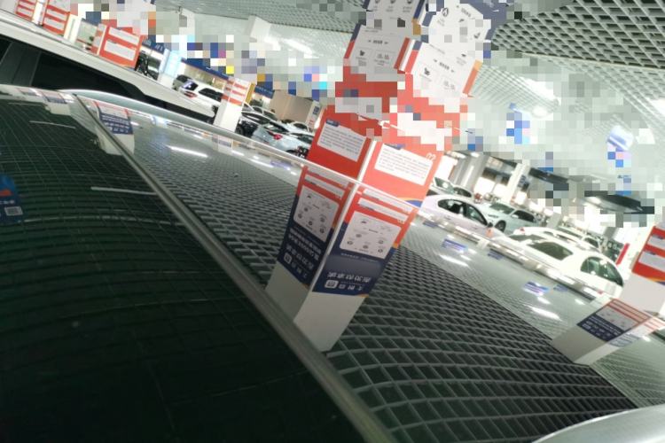 Used Wey VV5 2021 1.5T Two-Wheel Drive Color Pioneer
