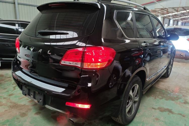 Used Haval H6 2016 Upgraded Model 1.5T Manual Two-Wheel Drive Elite Version

