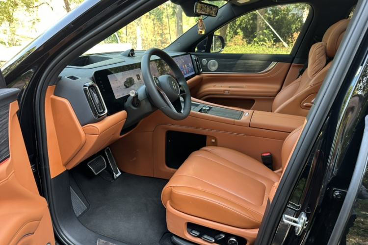 Used Hima AITO M9 2025 Extended-Range Ultra Version 52 kWh 6-Seater
