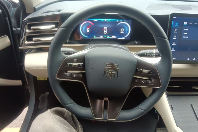 Used BYD Qin L 2024 DM-i 120KM Leading Model
