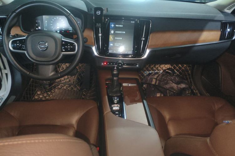 Used Volvo S90 2019 T5 Zhiyi Edition
