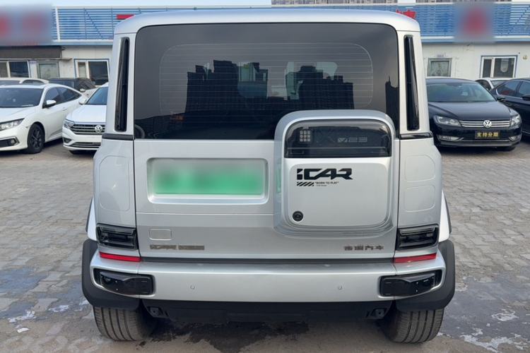 Used  V23 2025 401 Two-Wheel Drive Intelligent Driving Version
