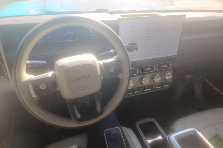 Used  V23 2025 501 Four-Wheel Drive Intelligent Driving Version