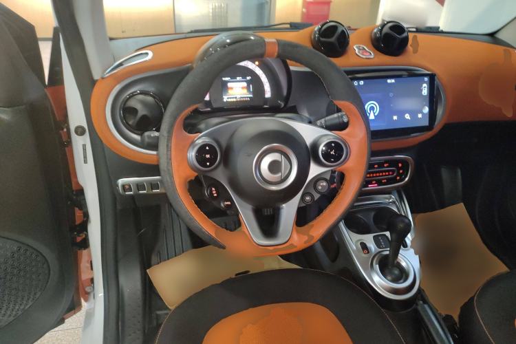 Used  fortwo 2015 1.0L 52 kW Hardtop Passion Edition
