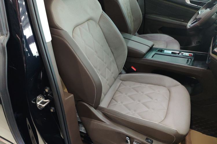 Used Volkswagen Viloran 2023 Revised 380TSI Prestige Edition