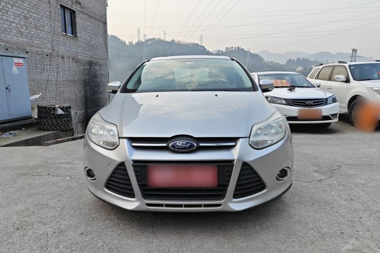 Used Ford Focus 2012 Sedan 1.6L Automatic Fashion Edition