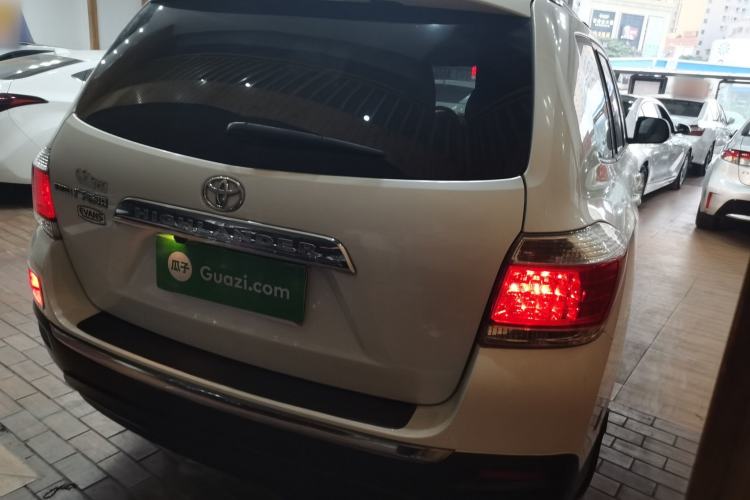 Used Toyota Highlander 2012 2.7L Two-Wheel Drive 7-Seater Elite Edition
