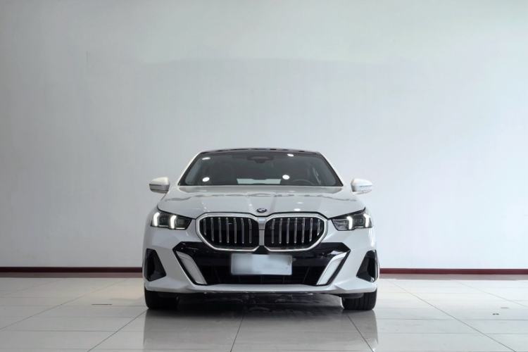 Used BMW 5 Series 2025 530Li Luxury Edition M Sport Package