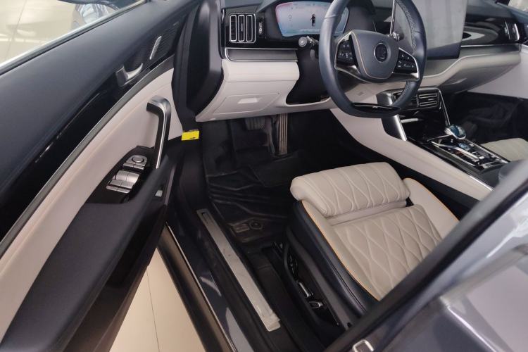 Used BYD Tang New Energy 2022 EV 600KM Luxury Model