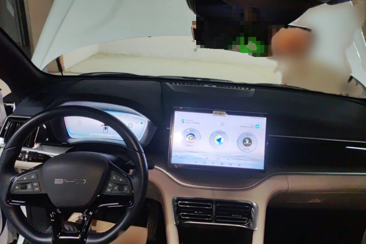 Used BYD Song PLUS New Energy 2023 Champion Edition EV 520KM Prestige Model
