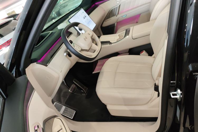 Used ONVO Luxeed L90 
