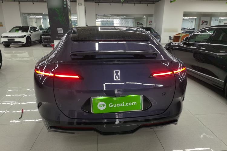 Used  12 2025 Ultra Extended-Range Edition