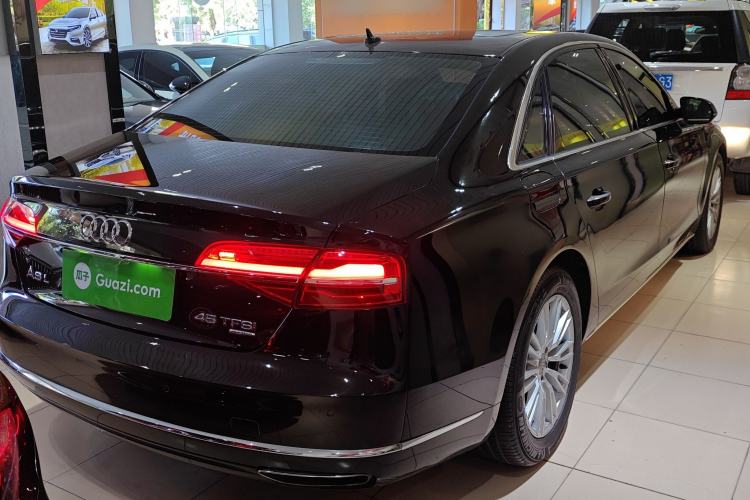 Used Audi A8 2014 A8L 45 TFSI quattro Comfort model
