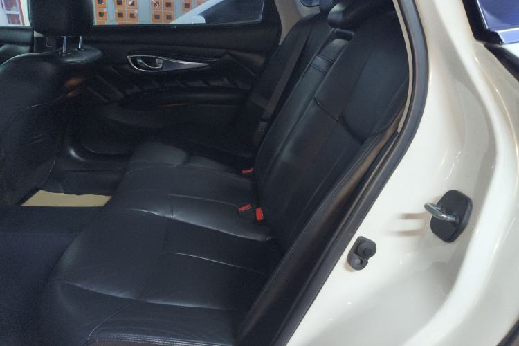 Used Infiniti Q70 2015 Q70L 2.5L Elite Edition
