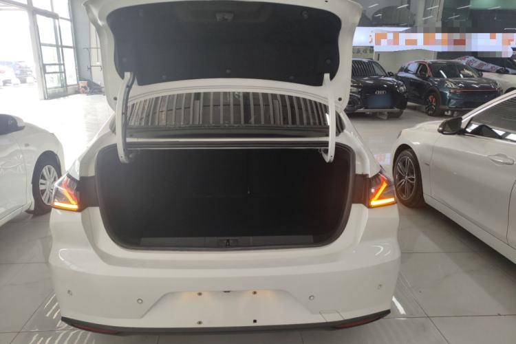 Used Peugeot 408 2022 1.6T Light-Chasing Edition
