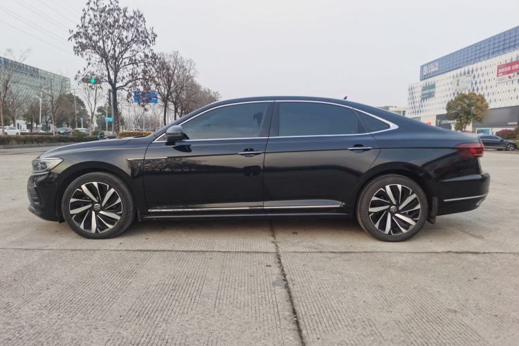 Used Volkswagen Passat 2022 330TSI Luxury Edition
