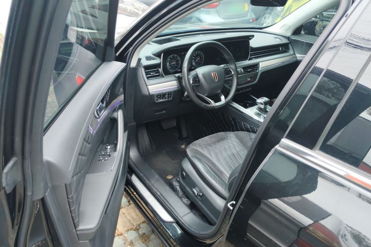 Used Hongqi HS5 2022 Revised Version 2.0T Smart Connect Flagship Edition
