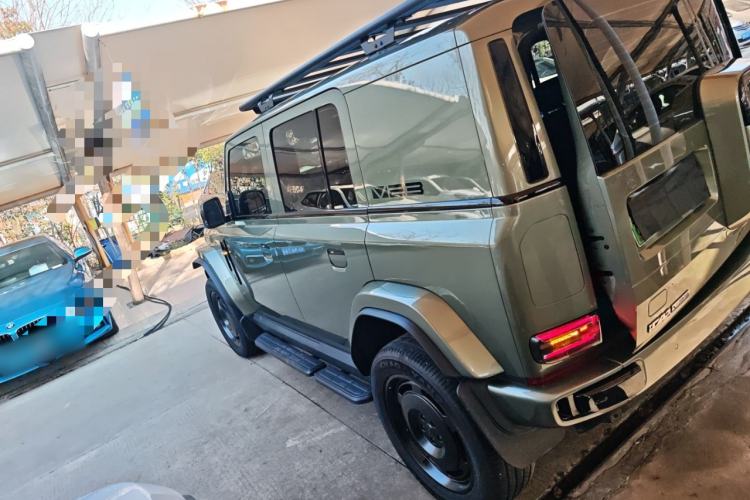 Used  V23 2025 401 Two-Wheel Drive Advanced Edition
