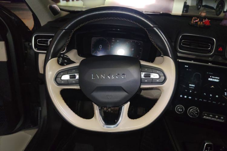 Used Lynk & Co 02 2022 1.5T DCT Shine Pro